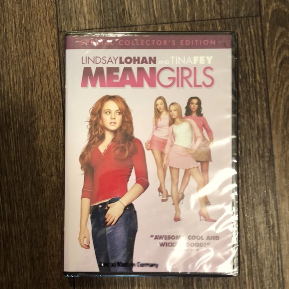 Brand new Mean Girls movie - Picture 2 of 5